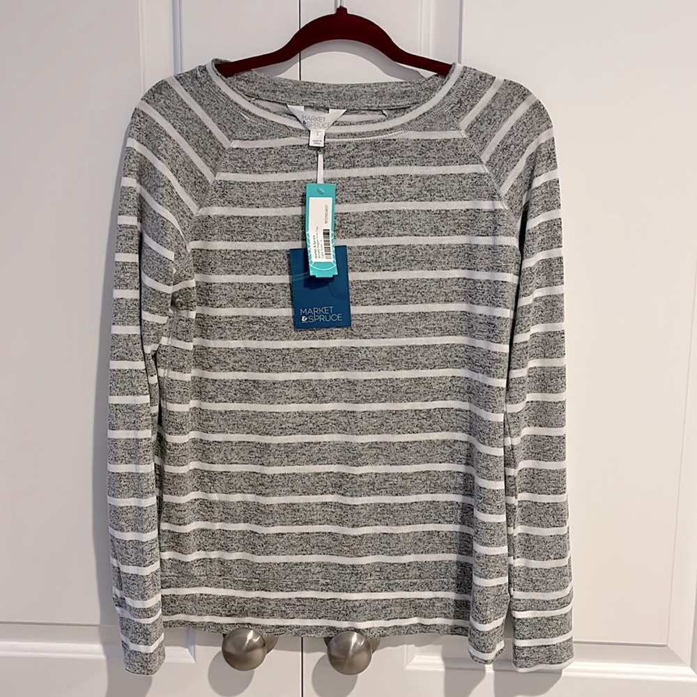 Market and Spruce grey/white striped sweater. Size L
